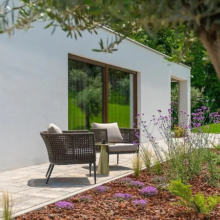 Villa Magnificent Istria Oasis 4 Bedrooms Spacious Sun Terrace With Outdoor Heated Pool Labin