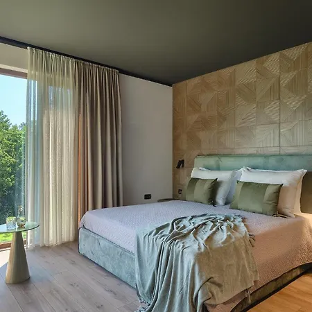 Magnificent Istria Oasis 4 Bedrooms Spacious Sun Terrace With Outdoor Heated Pool