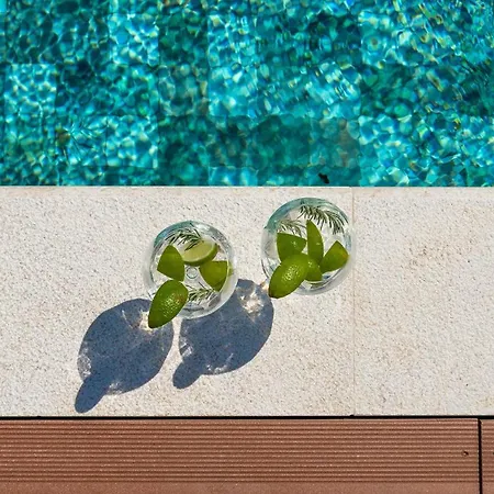 Magnificent Istria Oasis 4 Bedrooms Spacious Sun Terrace With Outdoor Heated Pool * Labin (Istria)